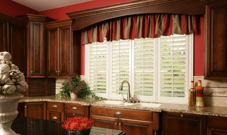 Tampa kitchen shutter and cornice valance